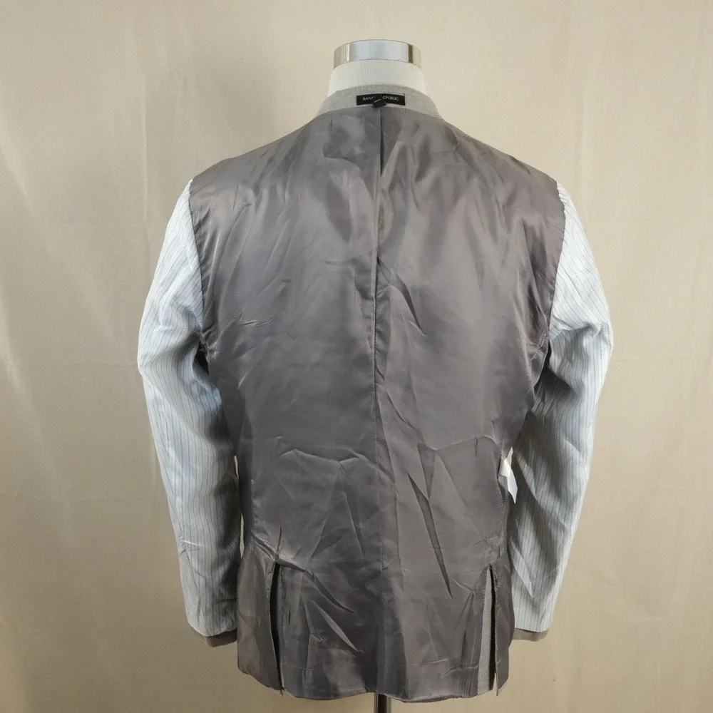 Banana Republic 44R Sport Coat Linen Blend Beige Herringbone Two Button Vented